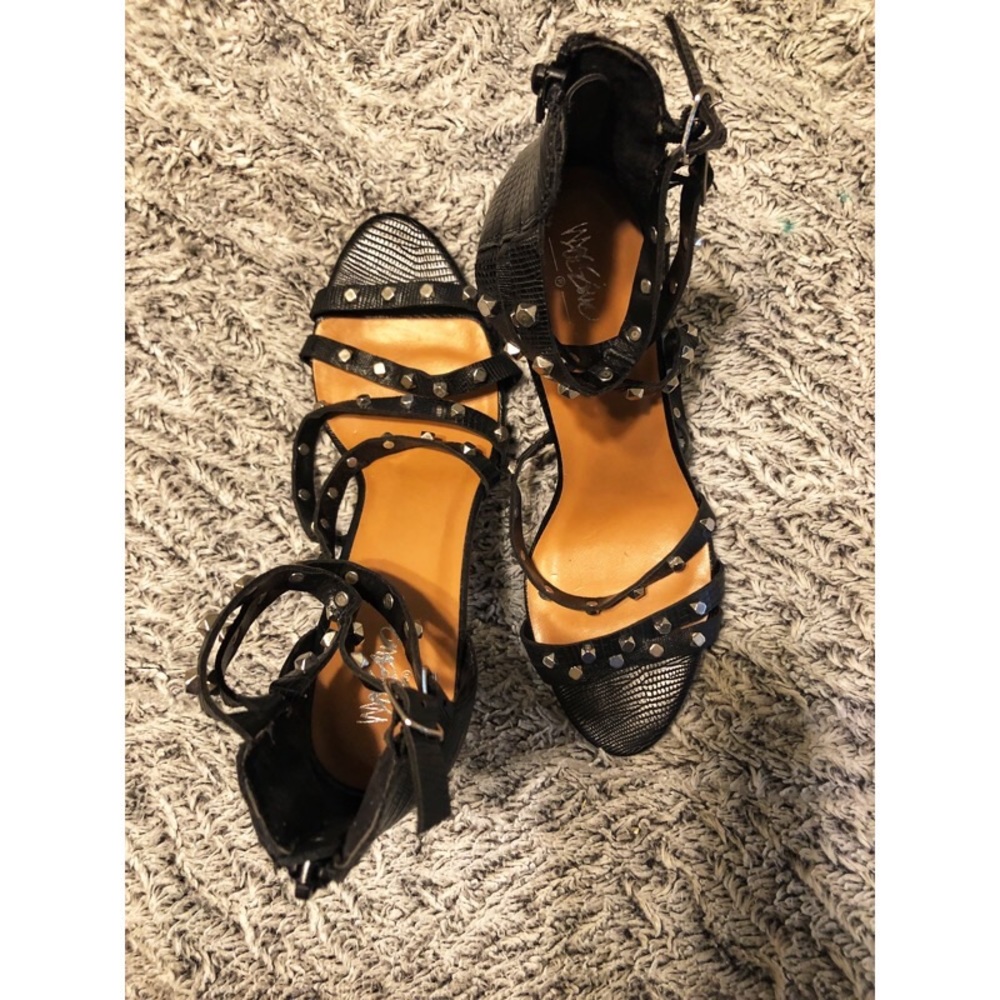 Black heels with studs